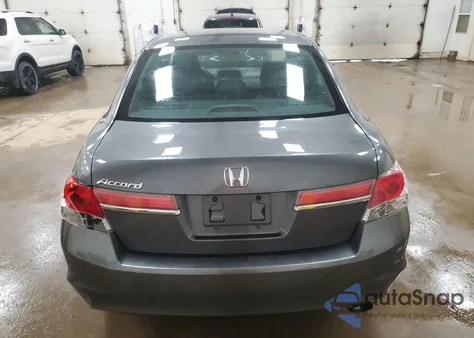 2011 Honda Accord Ex z USA, uszkodzony, nr VIN 1HGCP2F76BA068620
